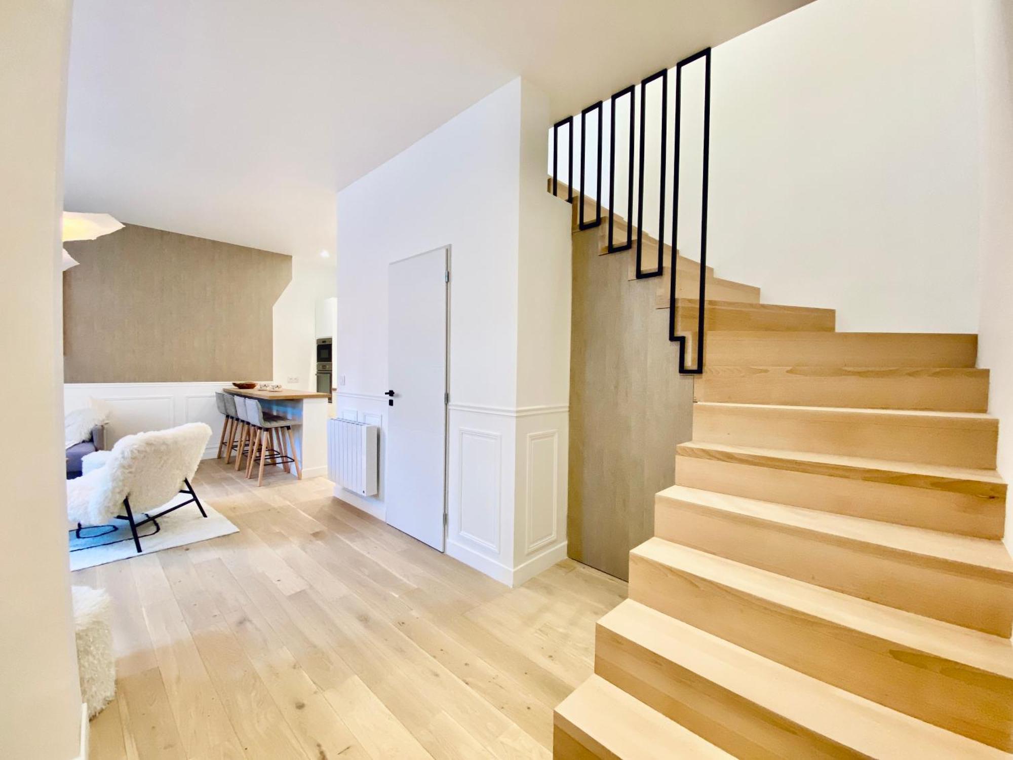 Velvet - Best Keys - Maison Duplex Elegante - Plein Centre Ville - Deco Minimaliste & Cosy - Literie Haut De Gamme - 2 Chambres Separees - Lit Queen Size & 1 Canape Convertible - Smart Tv - Wifi Fibre - Check-In Autonome Sens Dış mekan fotoğraf